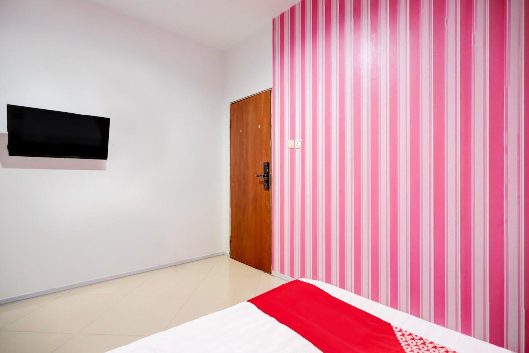 Oyo 92586 Happy 777 Hotel Nagoya Exterior photo